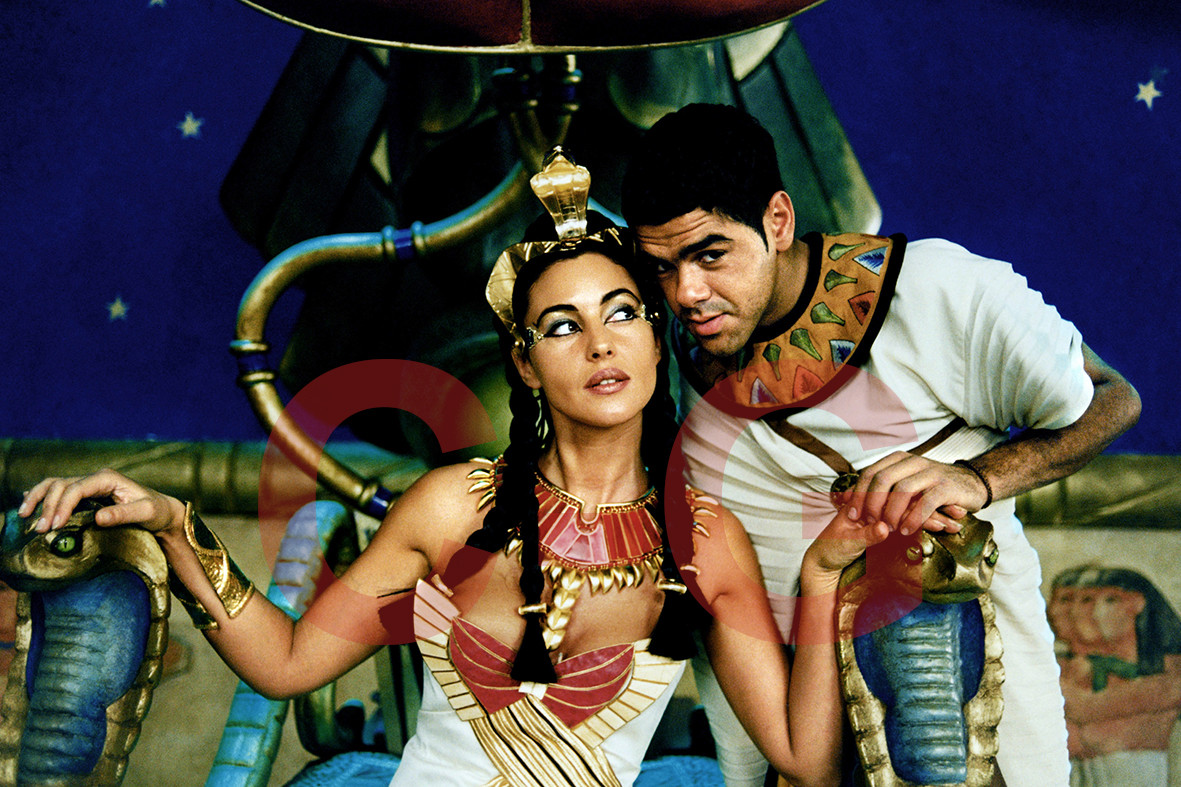 Monica Bellucci et Jamel Debbouze - Astérix et Obélix Mission Cléopâtre 2002 Monica Bellucci et Jamel Debbouze - Astérix et Obélix Mission Cléopâtre 2002